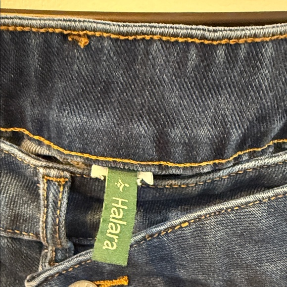 Classic Blue wide leg Women's Jeans - Picture 2 of 4